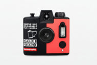 LOMOGRAPHY HALF FRAME SIMPLE USE RELOADABLE FILM CAMERA LADY GREY 400 BLACK AND WHITE 35MM ANALOG